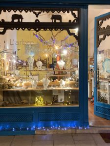 vitrine de L'Arbre à Perles